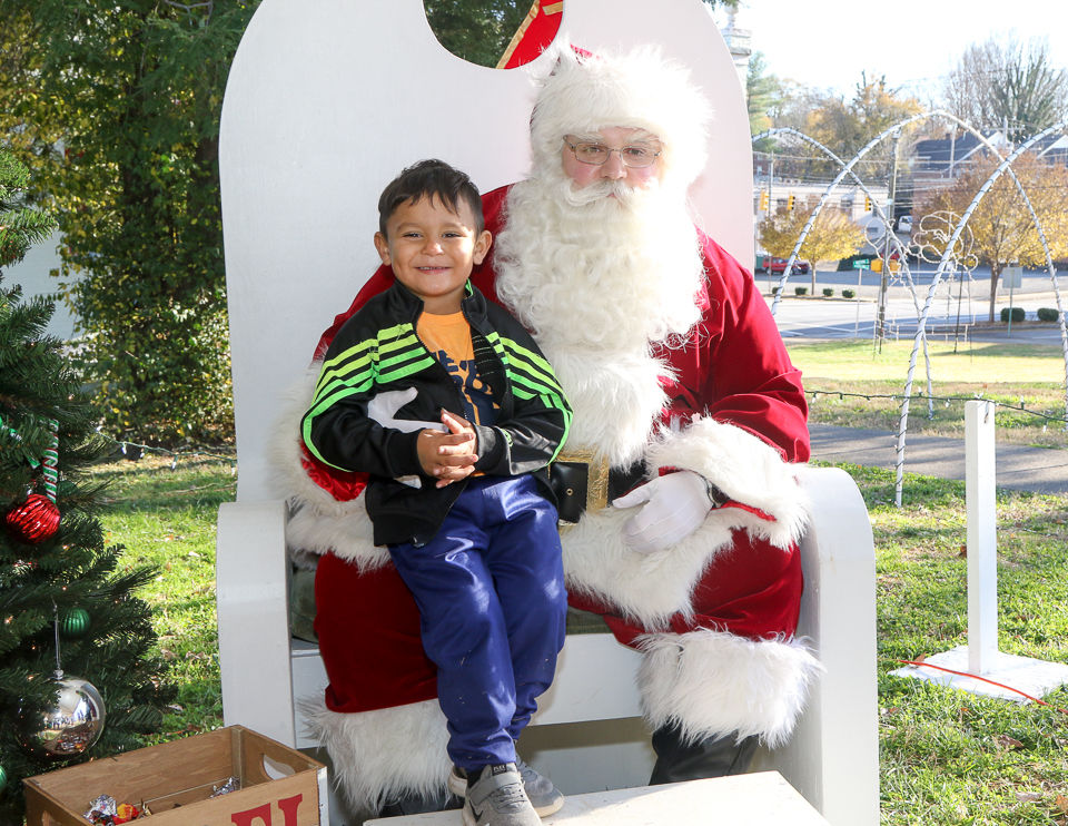 Winter Carnival _ Santa 11-24-19-8425.JPG